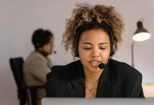 Gebruik telemarketing voor klantbehoud door proactief contact op te nemen met klanten - Provite