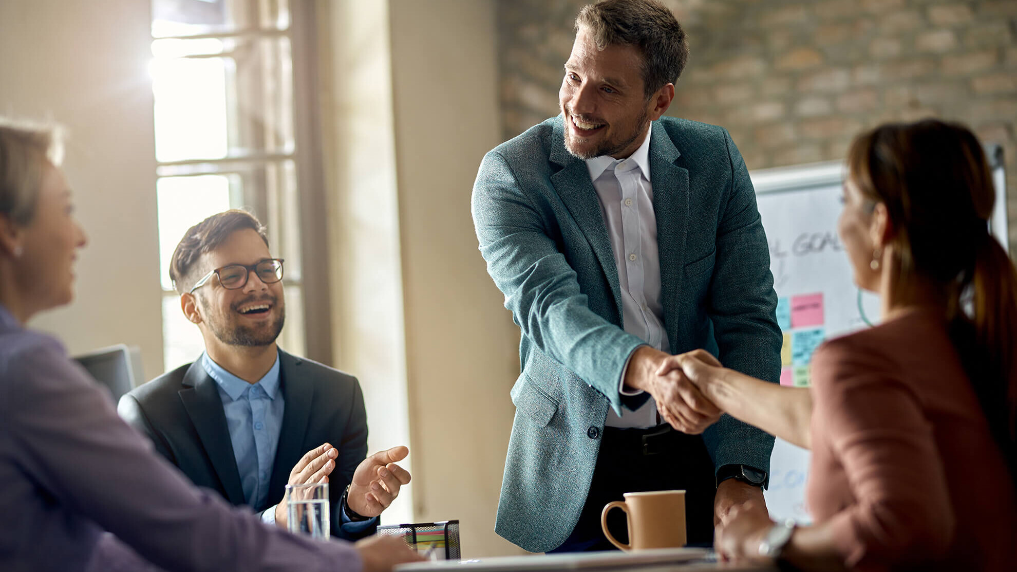 Structureel zakelijke leads generen: zo doen we dat voor Finance & Insurance - Provite